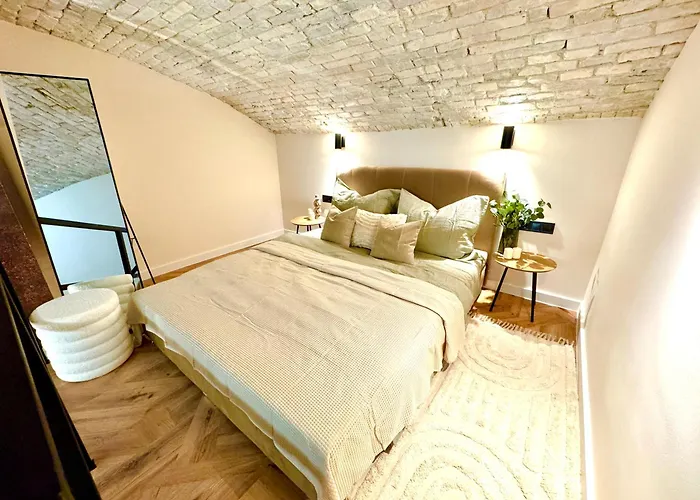 Central Luxe Studio